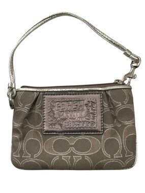Coach Poppy Metallic Silver Signature Wristlet NWOT
